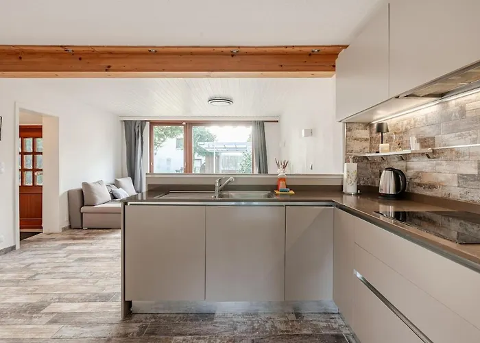 Apartment Familien Oase Mit Jacuzzi Und Garten Hamburg