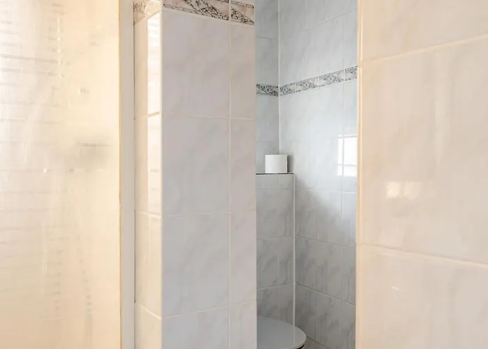 Familien Oase Mit Jacuzzi Und Garten * Hamburg