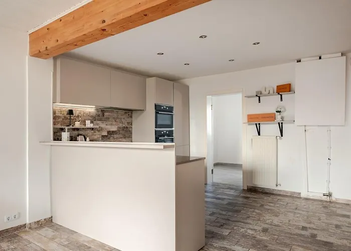 Familien Oase Mit Jacuzzi Und Garten Apartment *