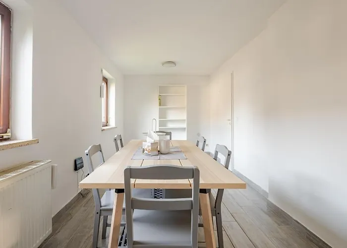 Familien Oase Mit Jacuzzi Und Garten Apartment Hamburg